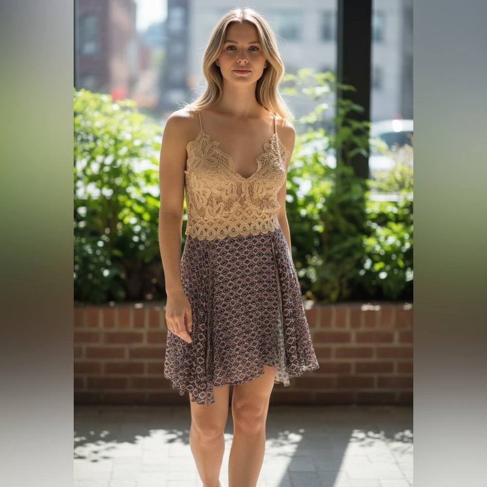 Gimmicks by BKE Beige Lace and Patterned Skirt
